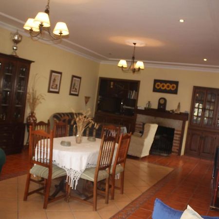 El Sitio De Su Recreo Villa เฮเรส เด ลอส คาบาลเญรอส ภายนอก รูปภาพ