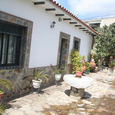 El Sitio De Su Recreo Villa เฮเรส เด ลอส คาบาลเญรอส ภายนอก รูปภาพ